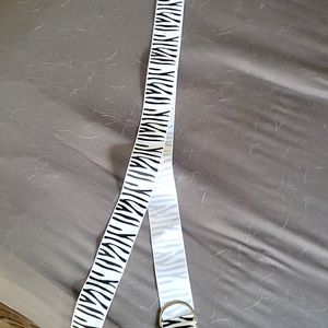 Zebra print belt